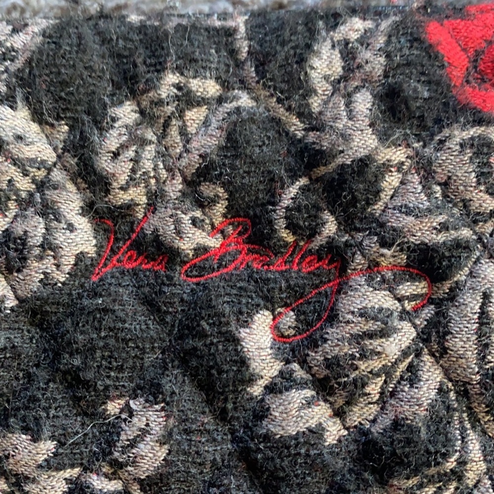 Vera Bradley quilted bag - Picture 8 of 9